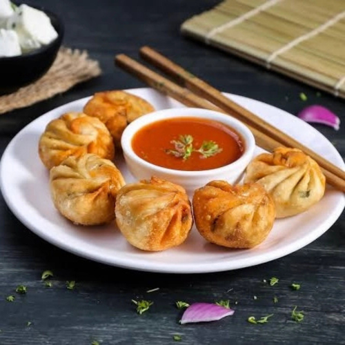 Momos